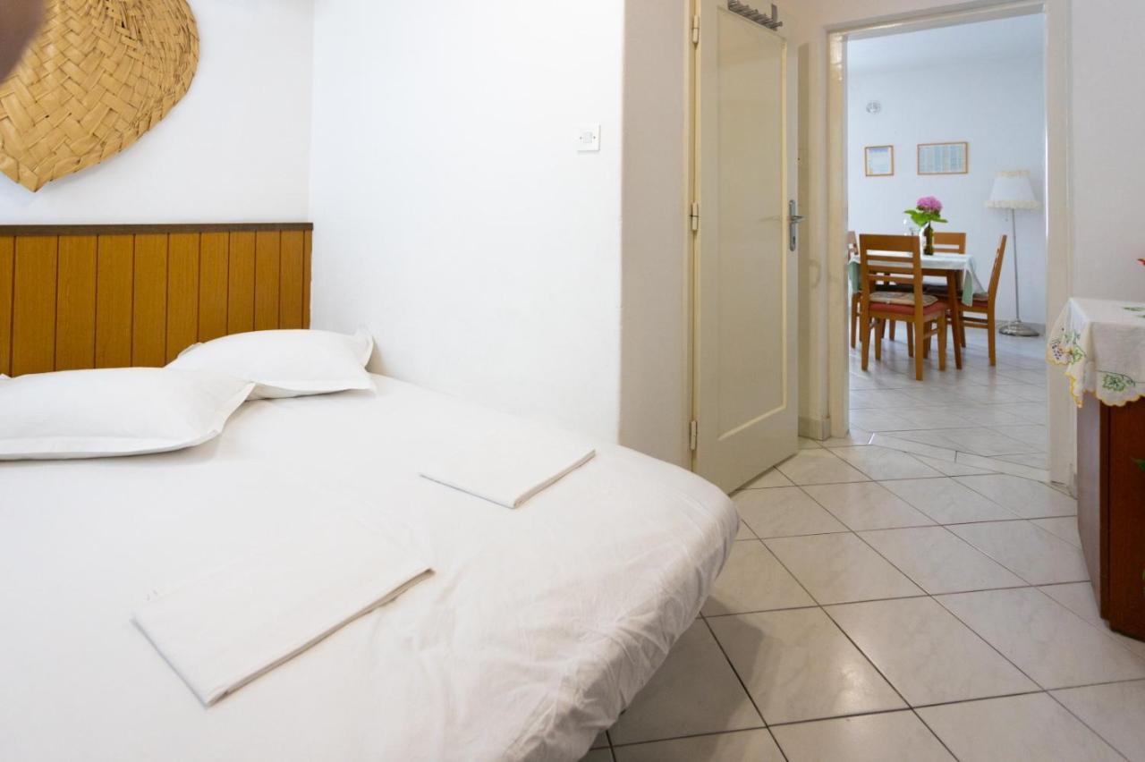 Apartmani Vranjes Podgora Exterior foto